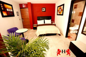 Гостиница Hotel Leones  Пуэбла